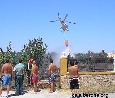 Hicieron falta tres helicpteros para sofocar el incendio